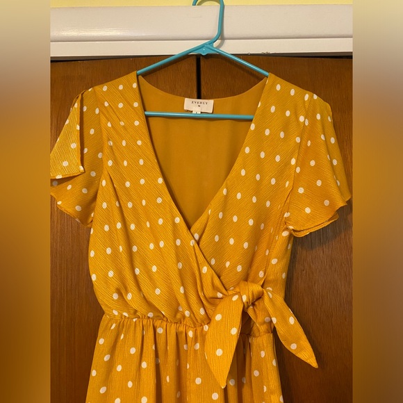Nordstrom Yellow polka dot romper size S - Picture 3 of 5